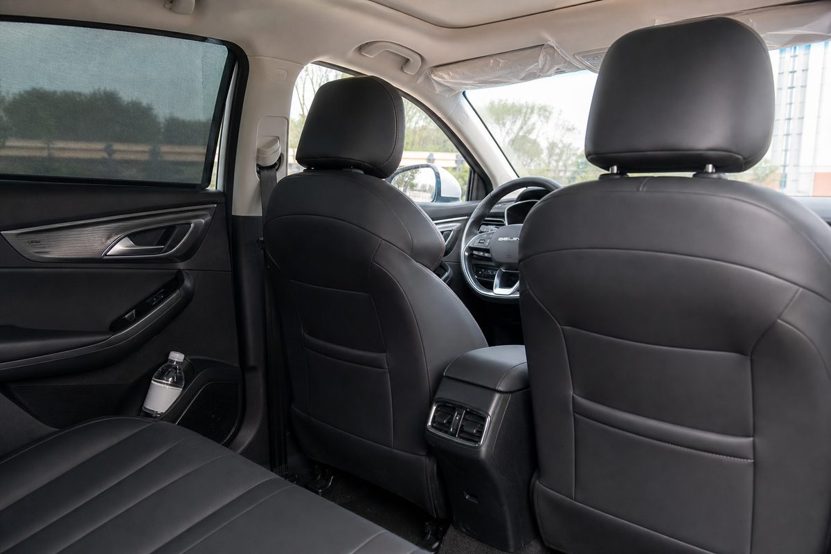 Салон BAIC U5 Plus